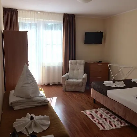 Bed & Breakfast Trymas Wczasy Pokoje Ozonowane *