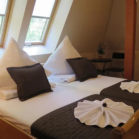 Trymas Wczasy Pokoje Ozonowane Bed & Breakfast Ustronie Morskie