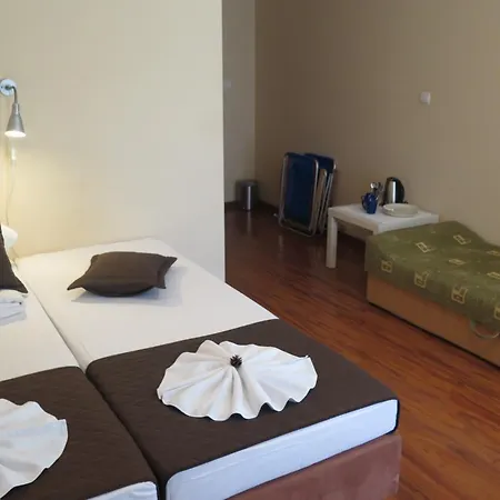 Trymas Wczasy Pokoje Ozonowane Bed & Breakfast